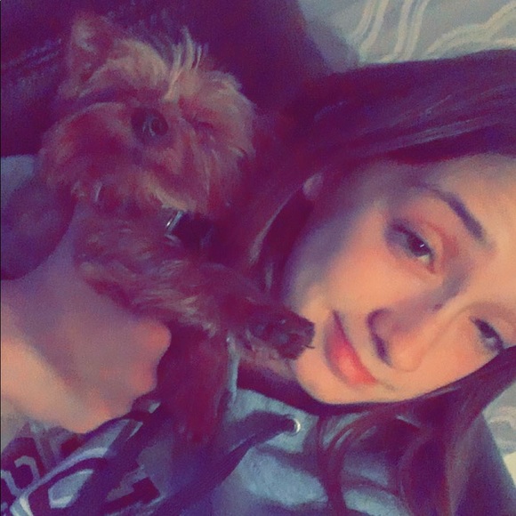 Meet your Posher, Calree - Picture 1 of 1